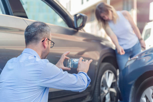 Professional Full Coverage Car Insurance technician working in Beverly, NJ